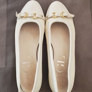 Ivory AGLs in great condition